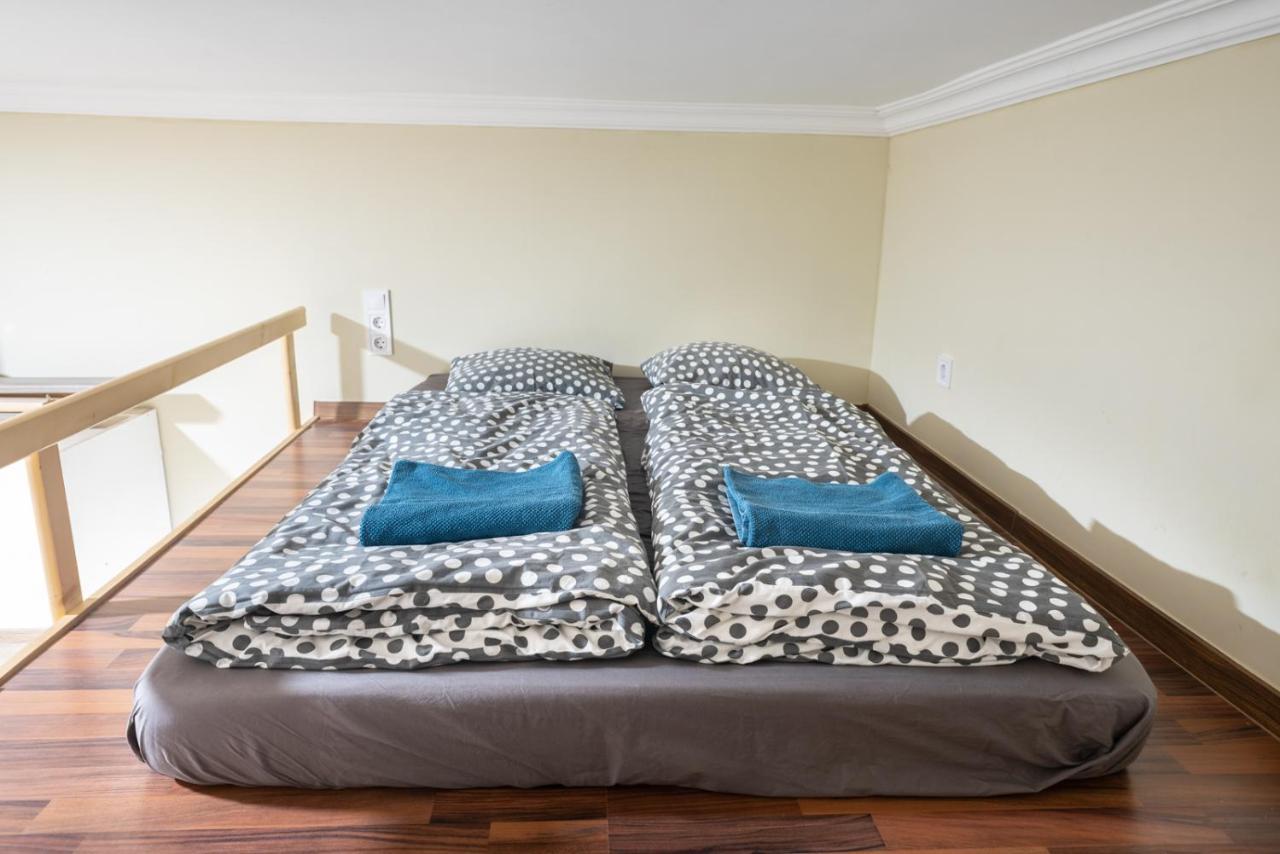 Cozy & Quiet Apartment Near Kiraly Street Free Parking, Ac, Perfect For 4 Guests! 布达佩斯 外观 照片