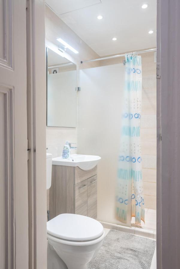 Cozy & Quiet Apartment Near Kiraly Street Free Parking, Ac, Perfect For 4 Guests! 布达佩斯 外观 照片