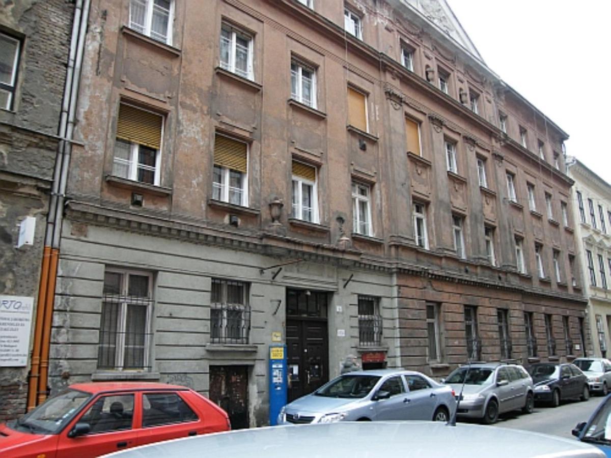 Cozy & Quiet Apartment Near Kiraly Street Free Parking, Ac, Perfect For 4 Guests! 布达佩斯 外观 照片